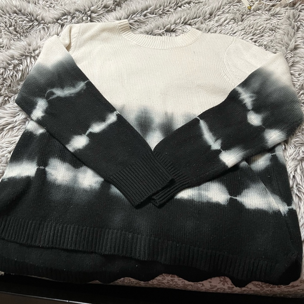 Simply Vera Vera Wang Crew Neck Sweater